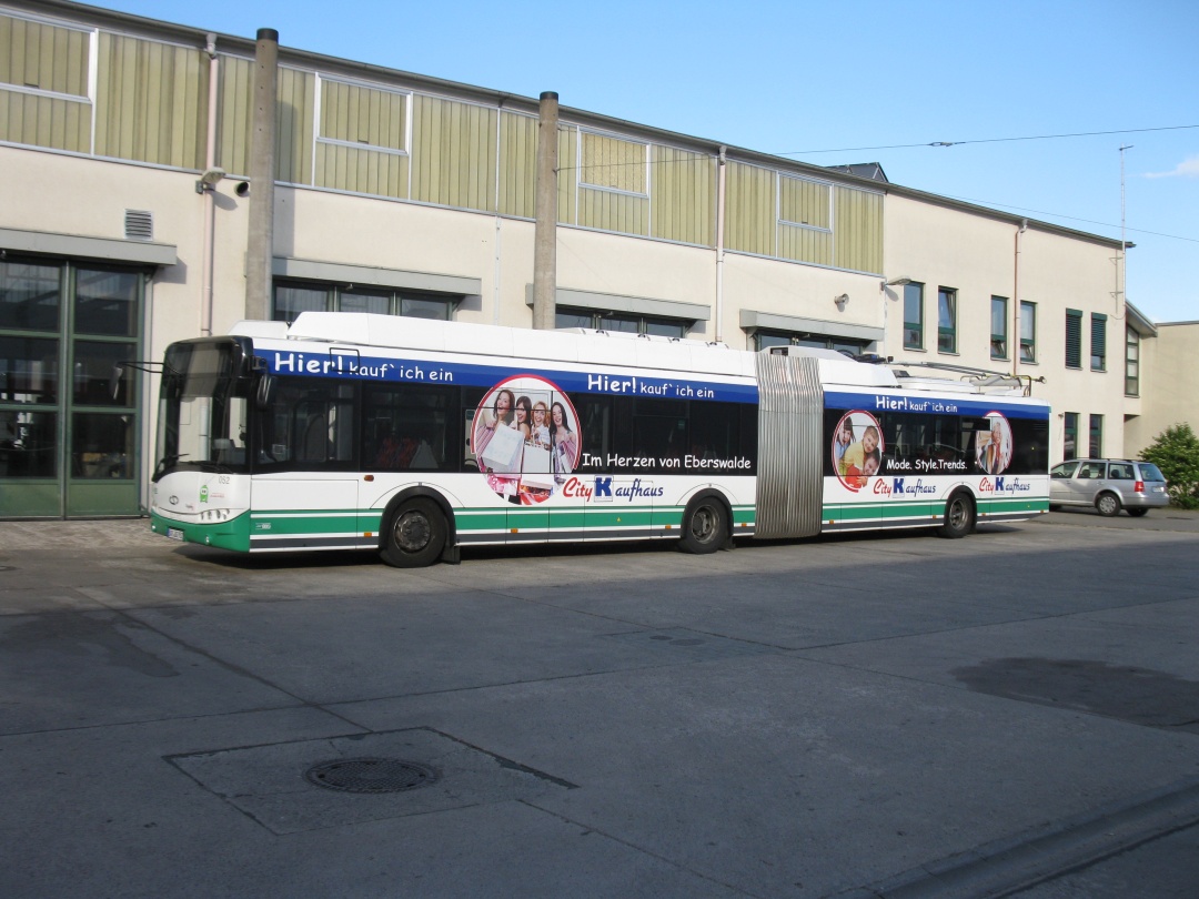 Gelenkobus Nr. 052 vom polnischen Typ Solaris Trollino 18 AC aus Limoges/F zurück